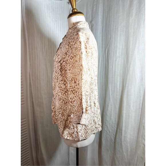 Ruby Rd | Women’s | Blouses | Petite 16 | Rustic Button-Down Blouse - Picture 3 of 5